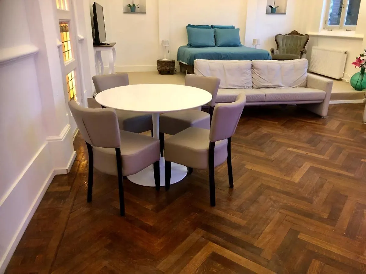 Kapel Studio/ Appartement Nederland